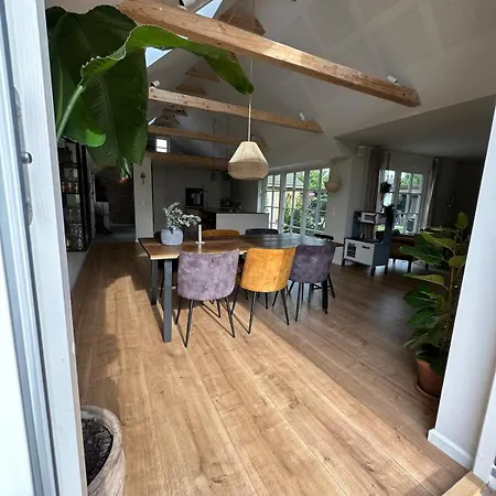 Luxury Unique Cozy Close To The Beach Villa