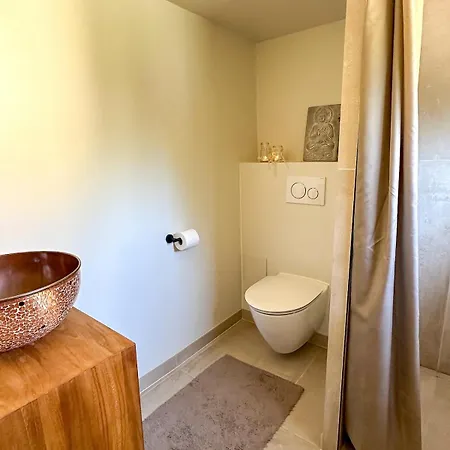 Luxury Unique Cozy Close To The Beach Villa